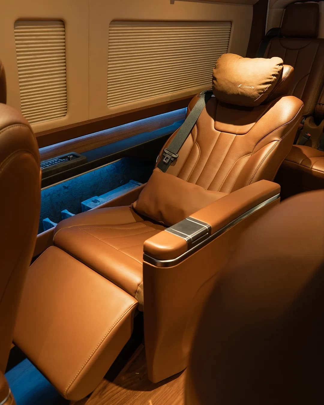 Interior Sprinter yang disiapkan sebelum perjalanan
